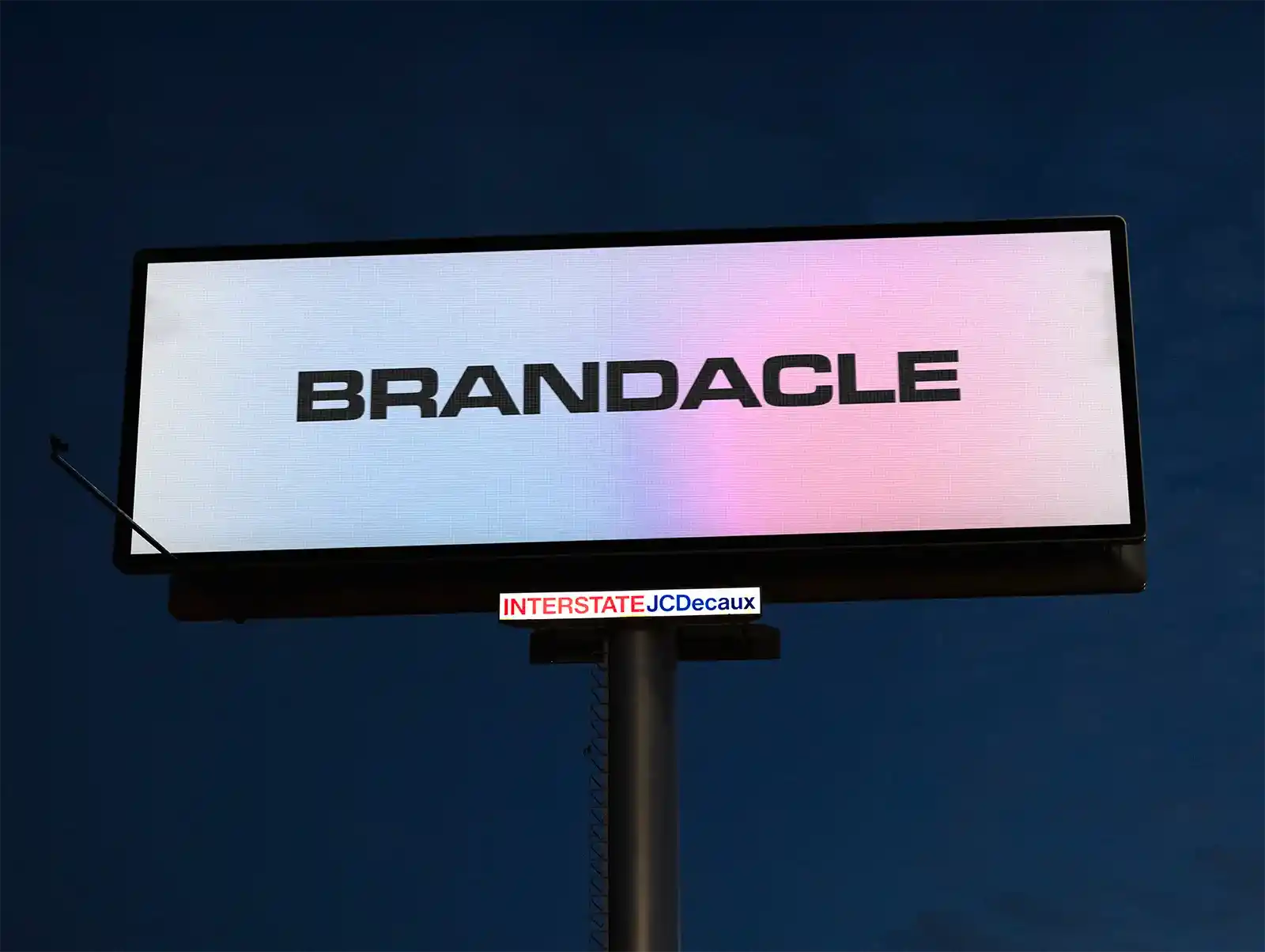 Billboard mockup by the highway in Chicago, United States 
