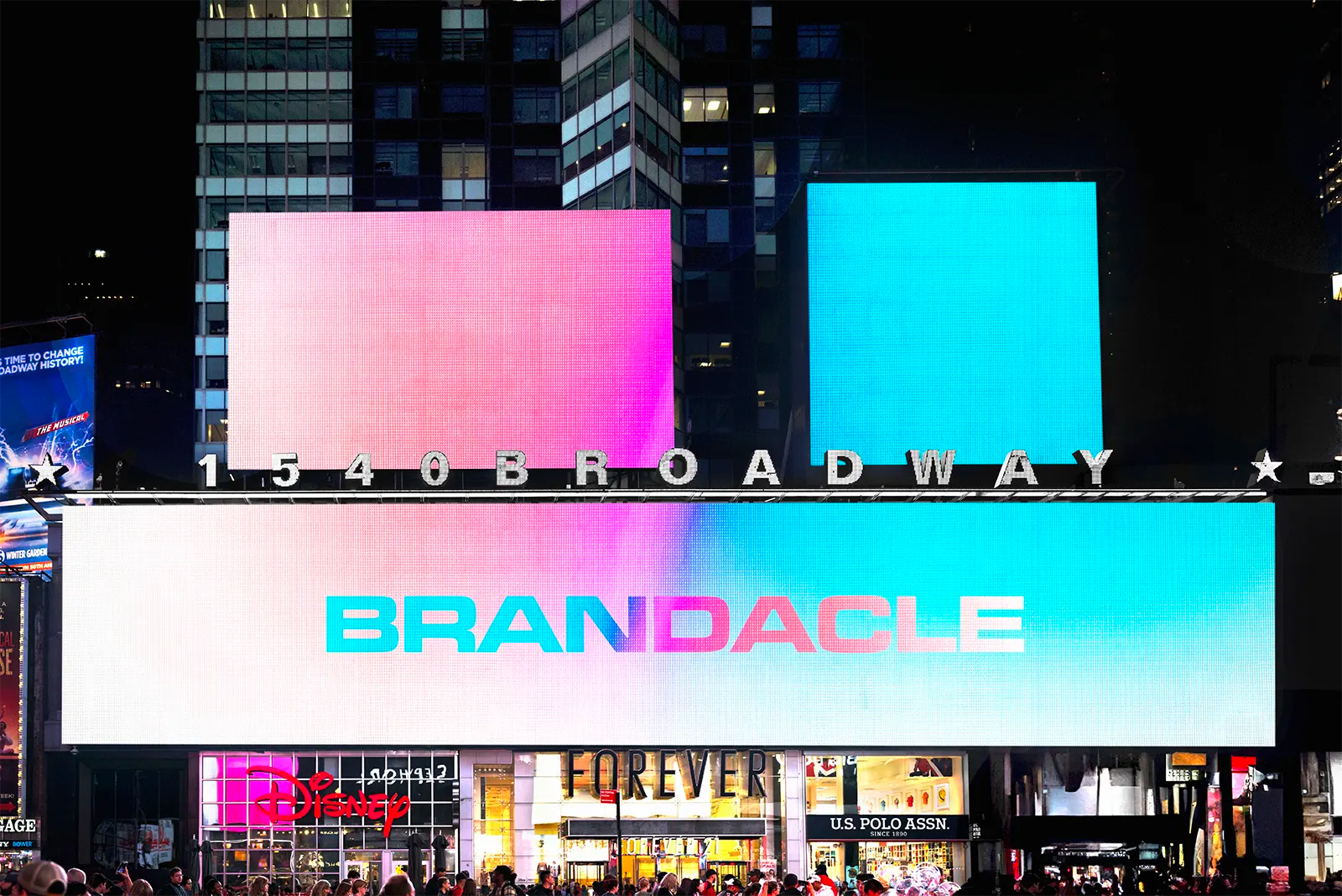 Giant Billboard mockup on Times square and Broadway in New York, United States. PSD Mockup on Photoshop for your design 1