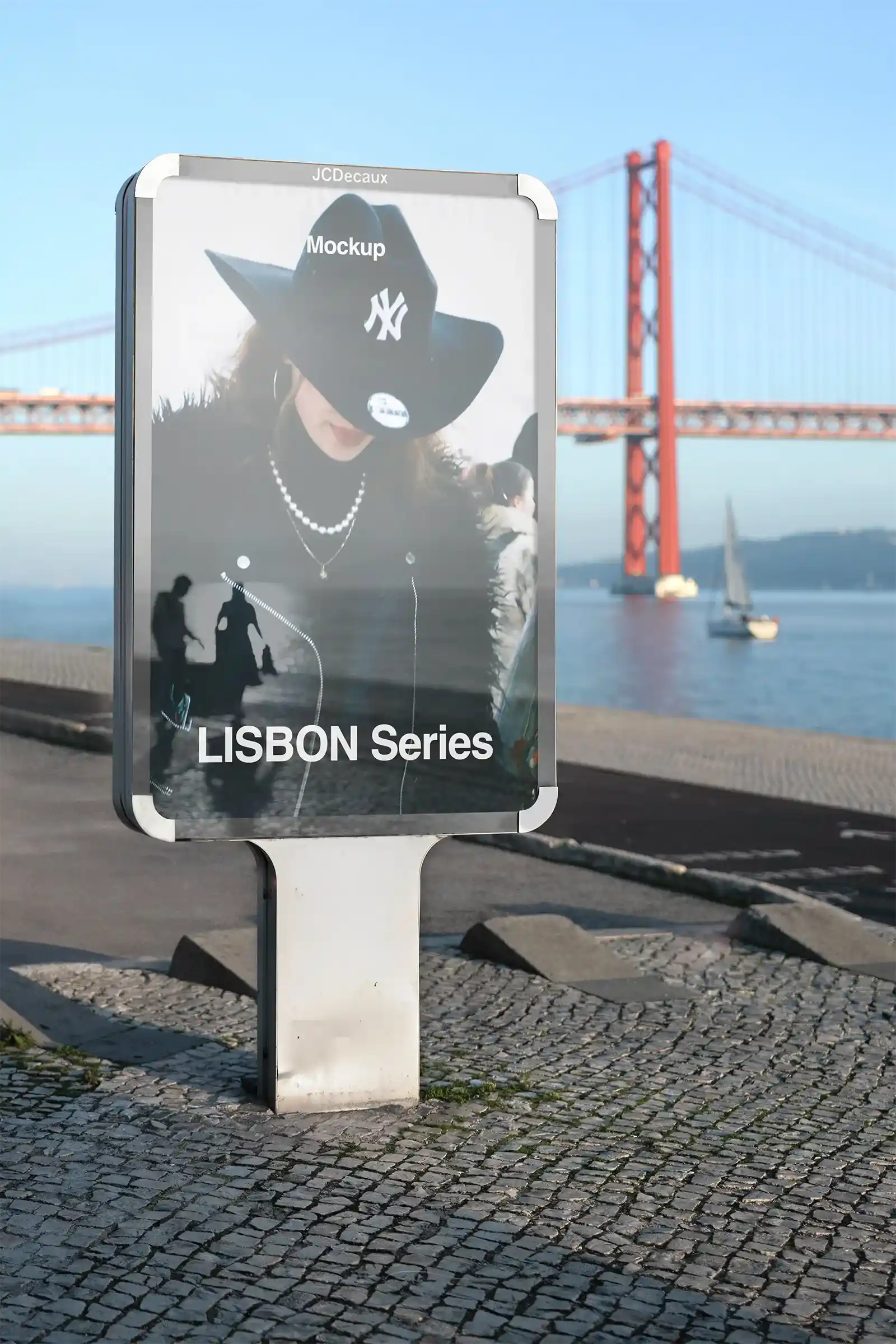 Poster mockup in Lisbon, Portugal. Brandacle