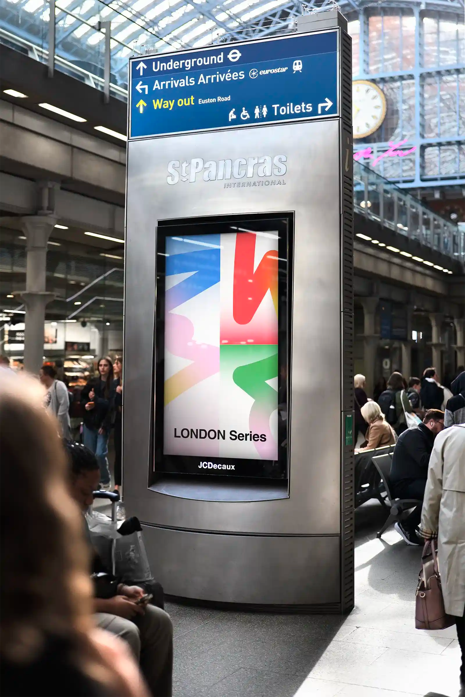 Billboard mockup in London St Pancras Train Station, UK. PSD Mockup on Photoshop for your design 1