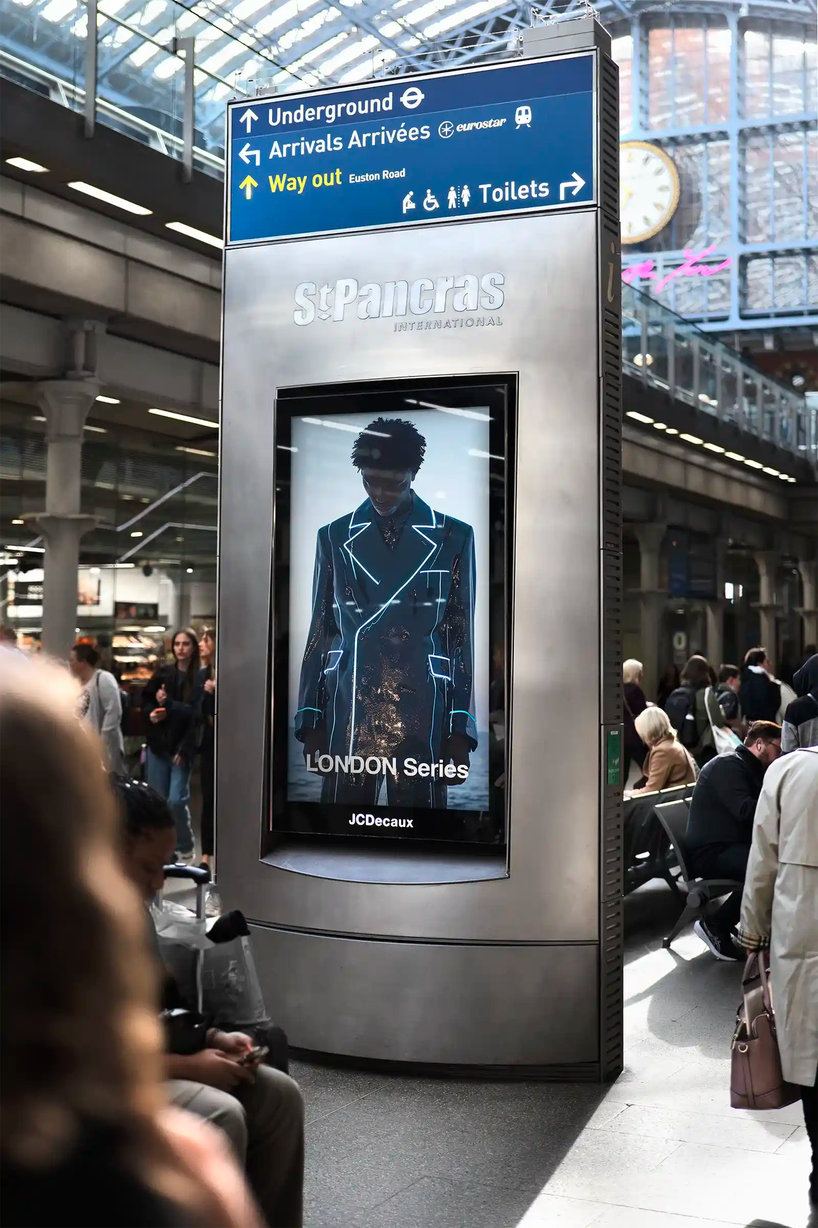 Billboard mockup in London St Pancras Train Station, UK. PSD Mockup on Photoshop for your design 1