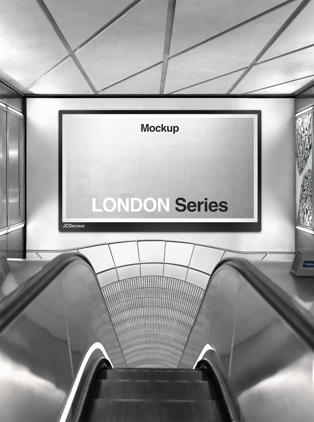 Billboard mockup in the London Underground, London Tube © BRANDACLE MOCKUPS 2026. 