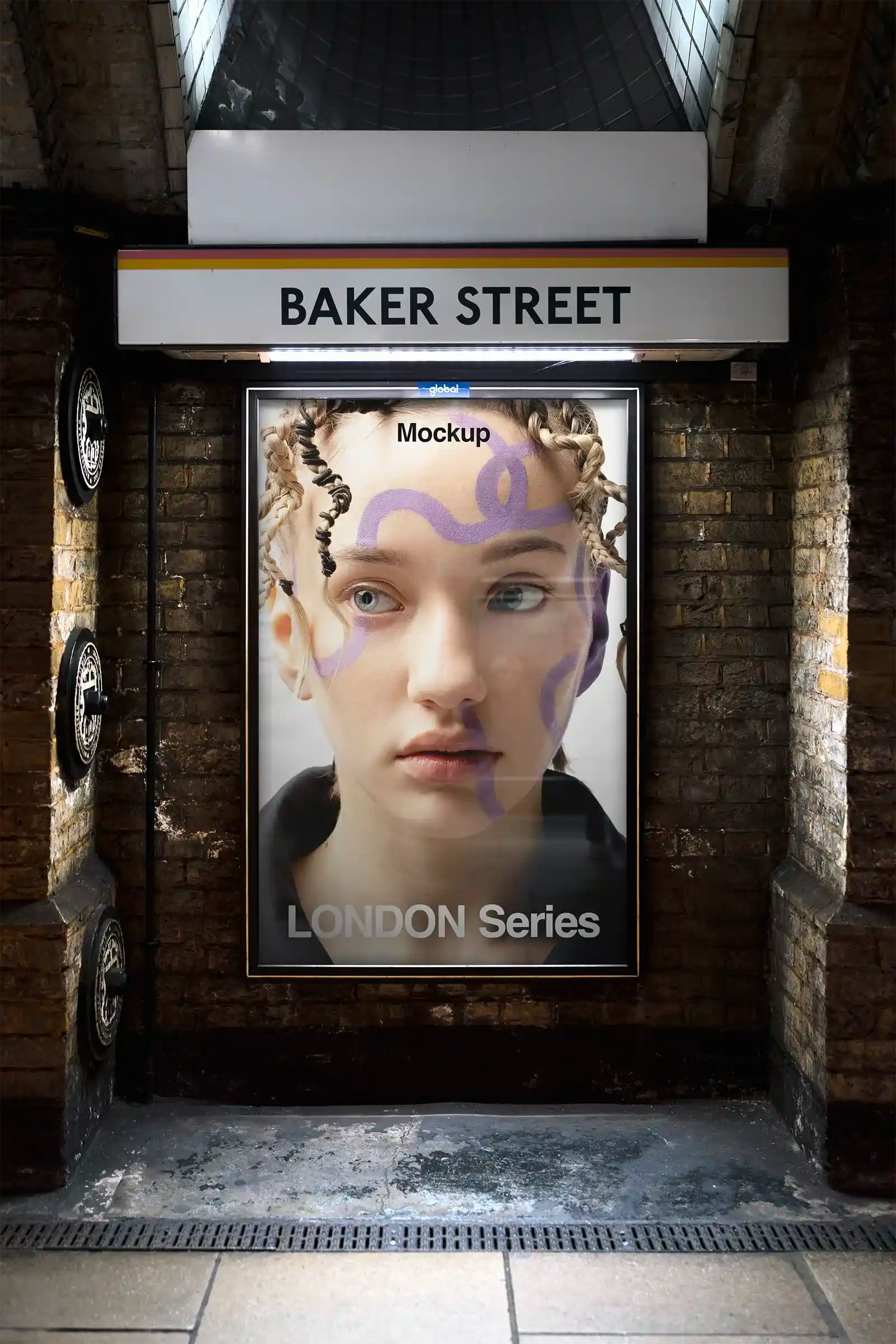 Billboard mockup in the London Underground, UK, at Baker Street Station. London tube PSD Mockup on Photoshop for your design 3