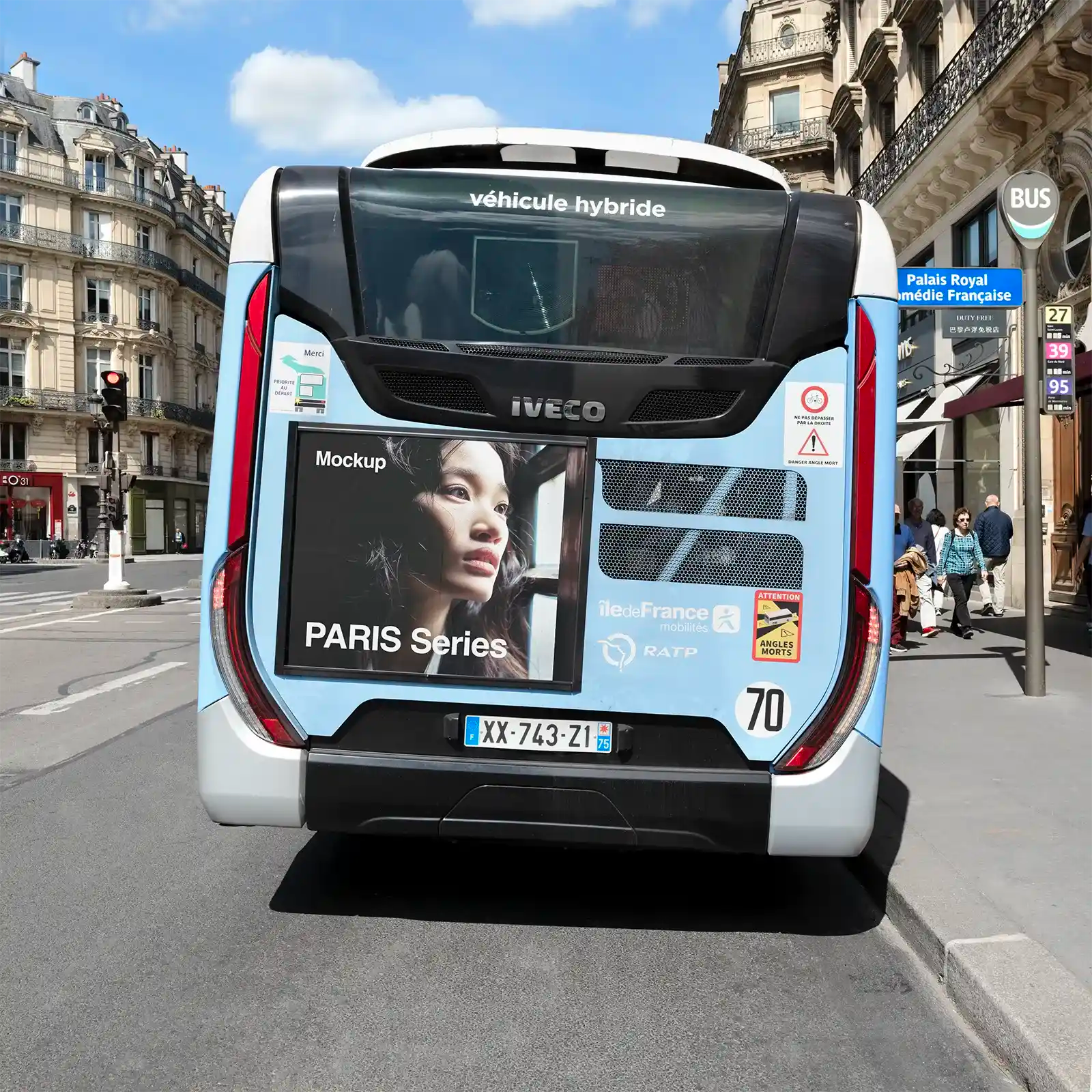 Bus mockup in Paris, France. PSD Mockup on Photoshop for your design 2