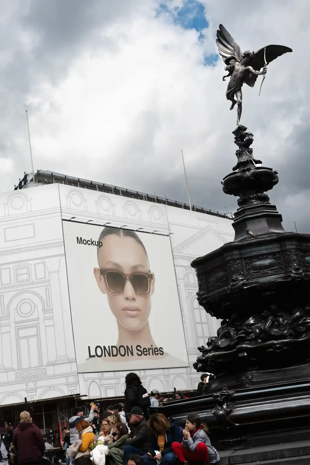 Billboard mockup in Piccadilly Circus in London © BRANDACLE MOCKUPS 2026