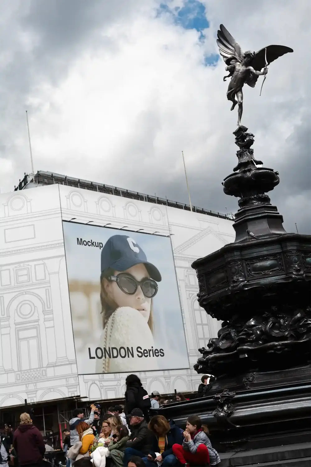 Billboard mockup in Piccadilly Circus in London © BRANDACLE MOCKUPS 2026