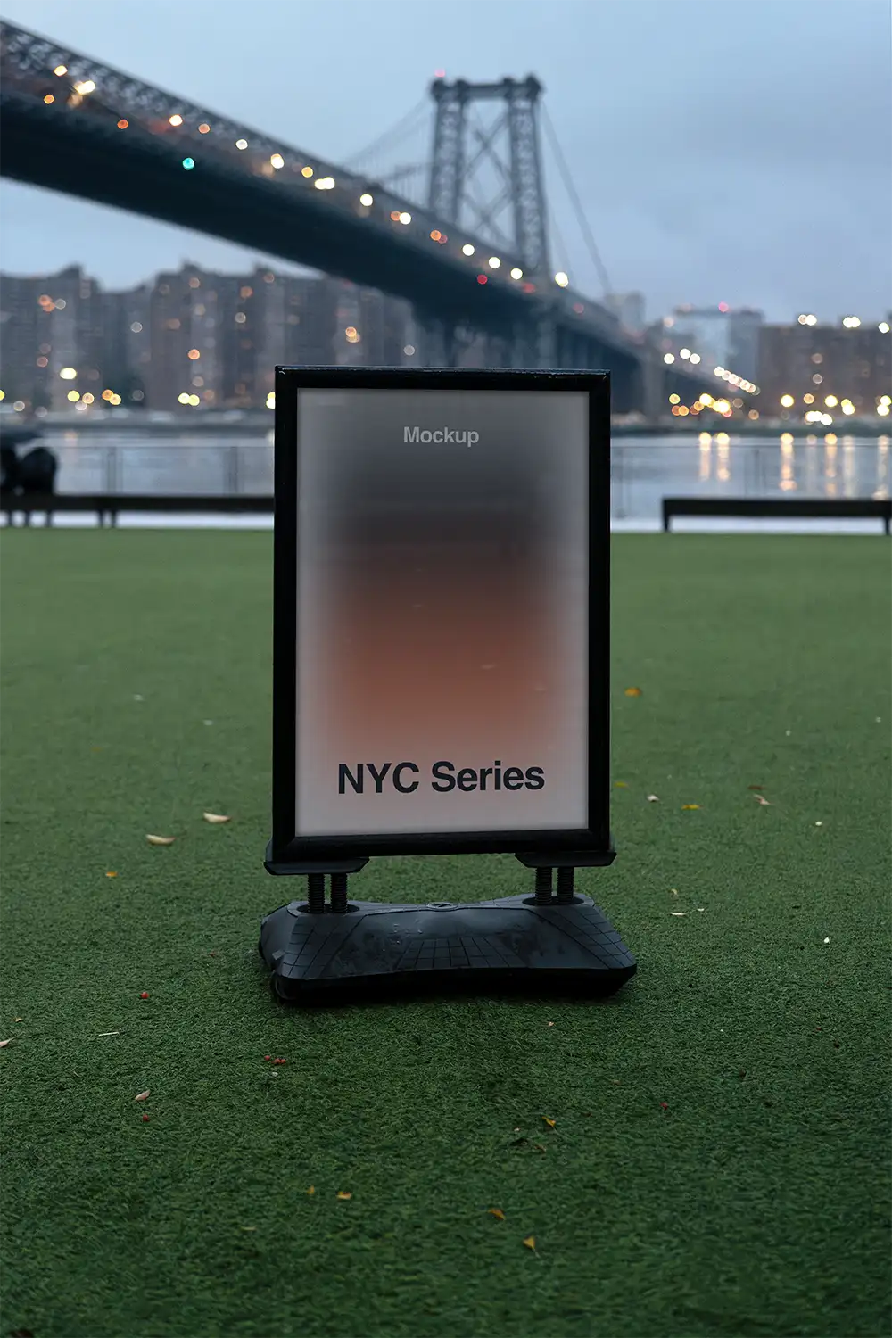 Poster mockup in New York, Manhattan, Brooklyn side